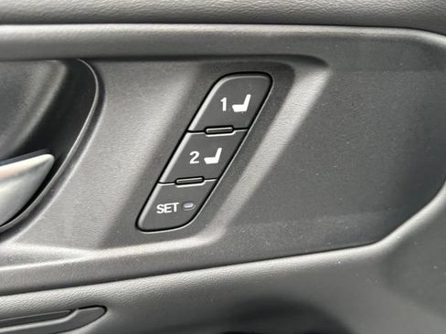 Used 2025 Honda Accord Sport image 7