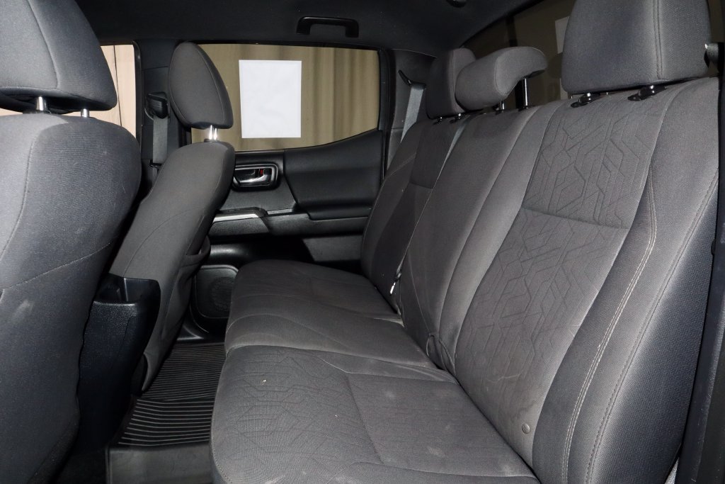 Used 2018 Toyota Tacoma TRD Off-Road AWD/4WD image 20