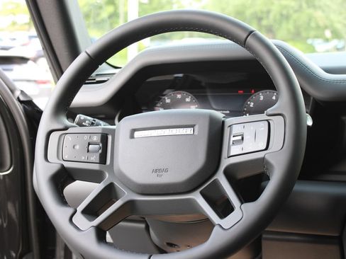 New 2026 Land Rover Defender 110 S AWD/4WD image 10