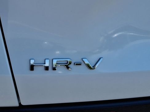 Certified 2025 Honda HR-V EX-L image 31