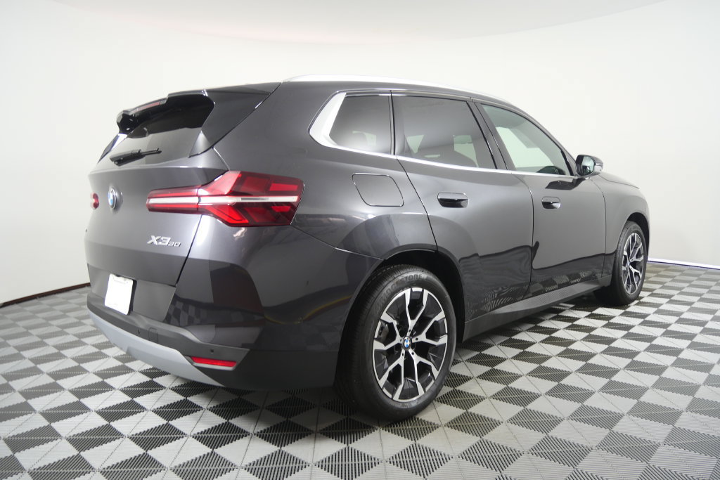Certified 2026 BMW X3 xDrive30i AWD/4WD image 4