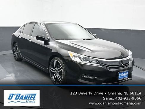 Used 2017 Honda Accord Sport Special Edition image 8
