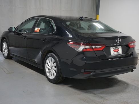 Certified 2021 Toyota Camry LE FWD image 6