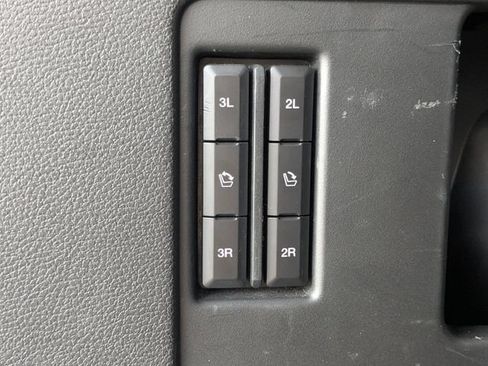 Used 2020 Ford Expedition Max Platinum AWD/4WD image 15