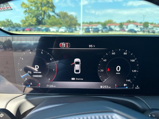 Used 2026 Nissan Sentra SR w/ SR Premium Package FWD image 28