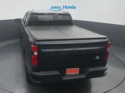 Used 2020 Chevrolet Silverado 1500 Custom w/ Custom Value Package AWD/4WD image 23