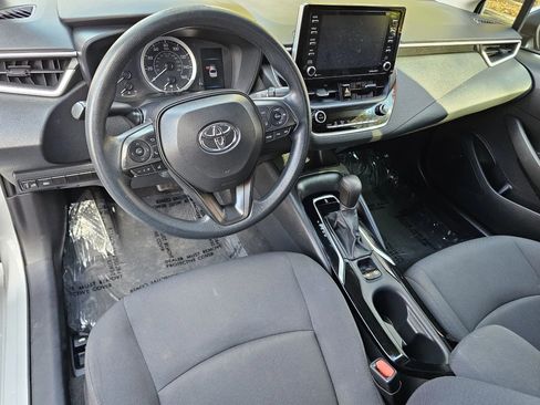 Used 2021 Toyota Corolla LE FWD image 8