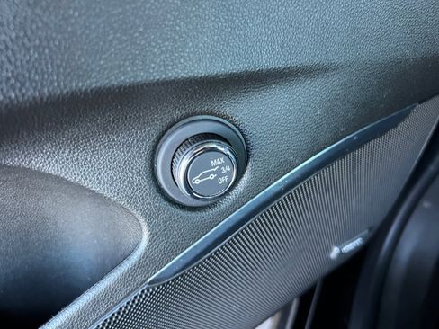 Used 2022 Buick Enclave Essence w/ Experience Buick Package image 20