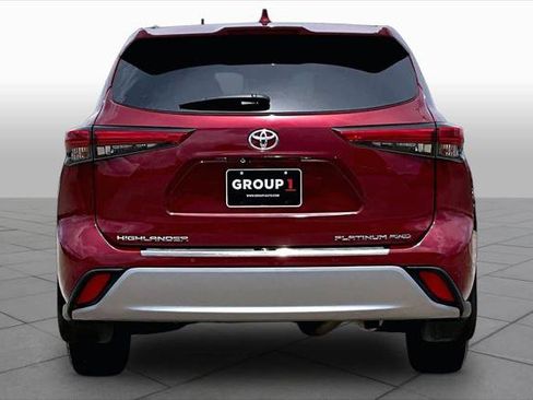 Used 2021 Toyota Highlander Platinum AWD/4WD image 5
