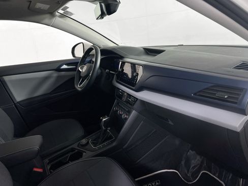 Used 2022 Volkswagen Taos SE AWD/4WD image 28