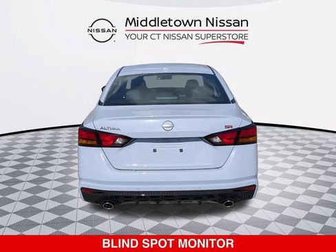 New 2025 Nissan Altima 2.5 SR w/ SR Premium Package FWD image 5