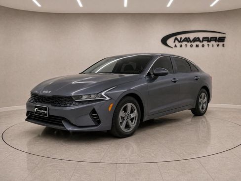 Used 2023 Kia K5 LXS FWD image 3