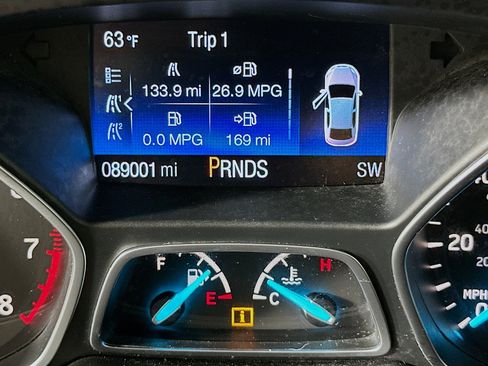 Used 2017 Ford Escape S image 18