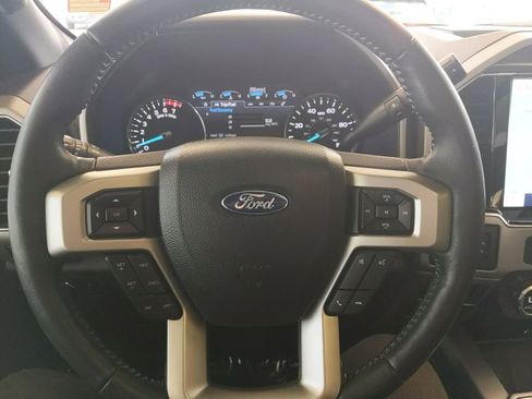 Used 2022 Ford F250 Lariat w/ Lariat Ultimate Package AWD/4WD image 18