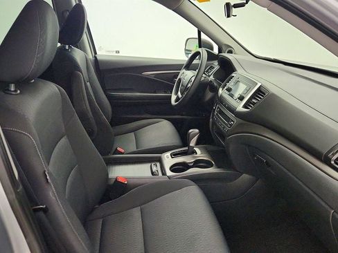 Used 2017 Honda Ridgeline RT image 22