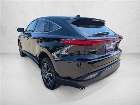 Used 2021 Toyota Venza LE w/ Carpet Mat Package (TMS) AWD/4WD image 8