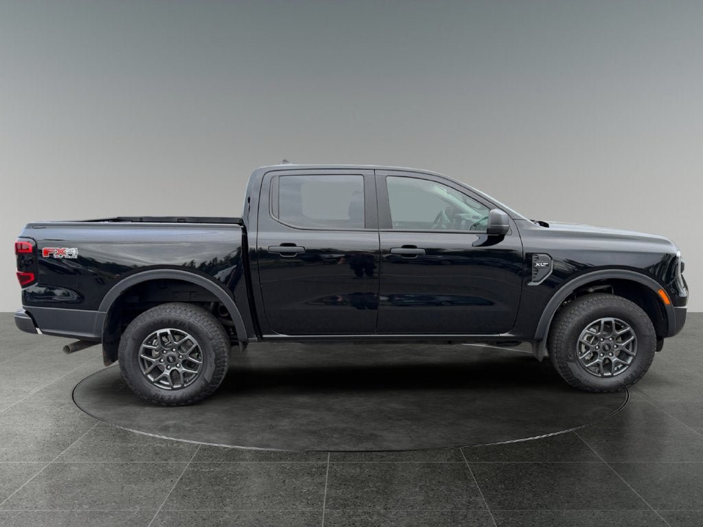 Used 2025 Ford Ranger XLT w/ Equipment Group 301A High AWD/4WD image 10