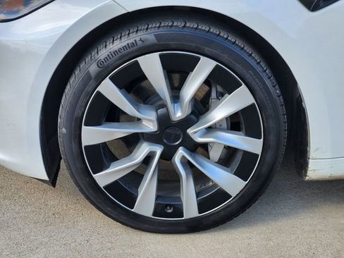 Used 2024 Tesla Model 3 Long Range image 10