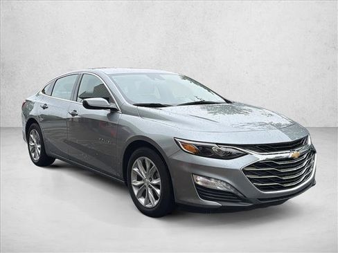 Used 2024 Chevrolet Malibu LT FWD image 3