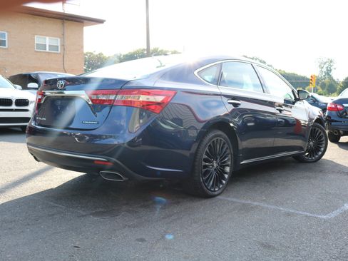 Used 2016 Toyota Avalon XLE Premium image 7