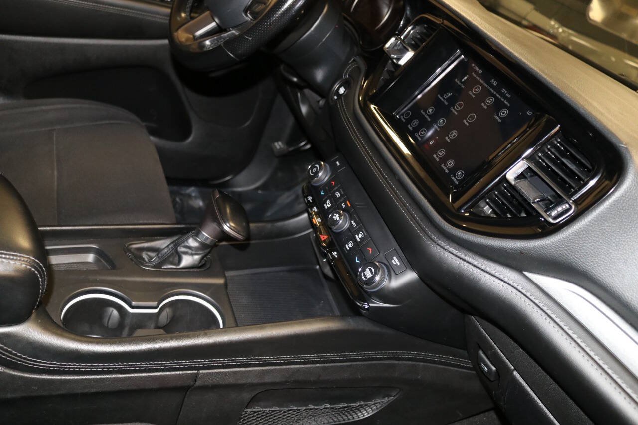 Used 2021 Dodge Durango SXT w/ 3rd Row Seating Group AWD/4WD image 44