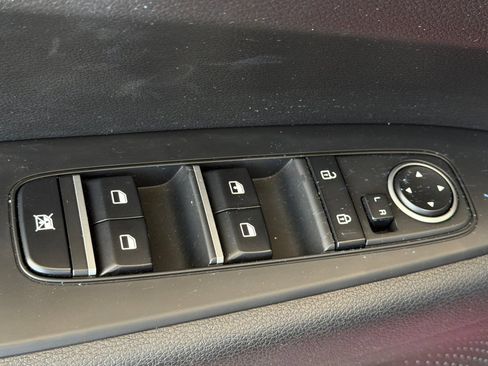 Used 2023 Kia Forte LXS FWD image 12