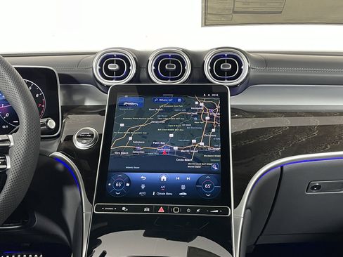 New 2026 Mercedes-Benz GLC 300 image 17