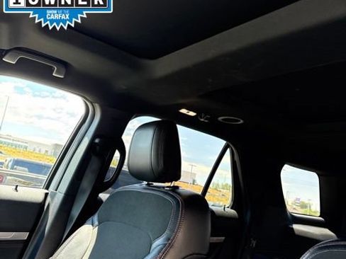 Used 2018 Ford Explorer XLT w/ Equipment Group 202A AWD/4WD image 15
