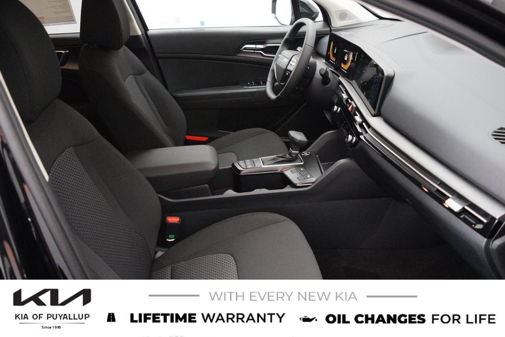 New 2026 Kia Sportage LX AWD/4WD image 16