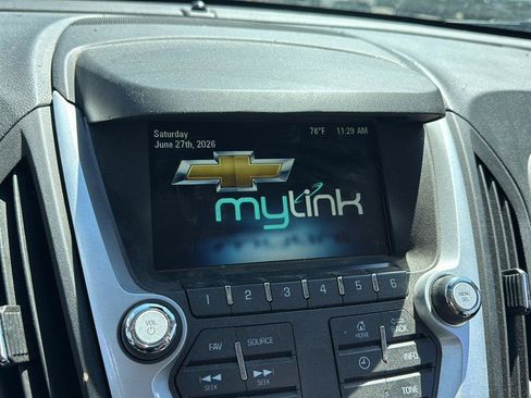 Used 2015 Chevrolet Equinox LT FWD image 18