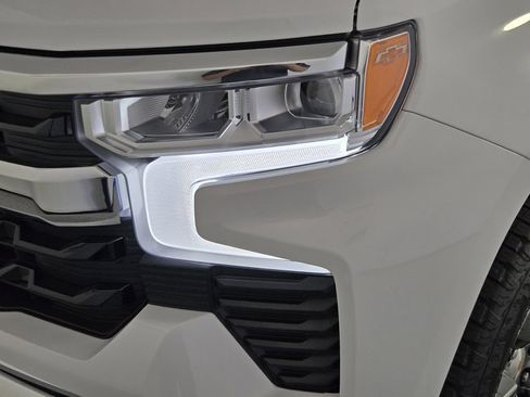 New 2026 Chevrolet Silverado 1500 LT w/ Texas Edition Plus RWD image 9