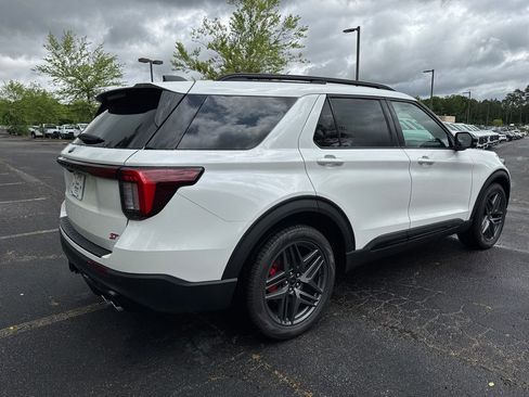 New 2026 Ford Explorer ST w/ Sun And Sound Package AWD/4WD image 7