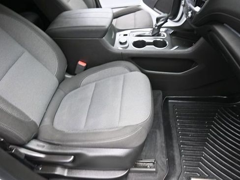 Used 2022 Chevrolet Traverse LT w/ LPO, Blackout Package image 27