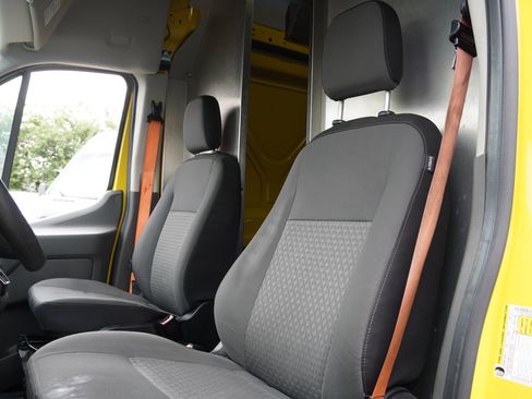 Used 2021 Ford Transit 250 148 High Roof Extended w/ Parcel Delivery Package RWD image 19