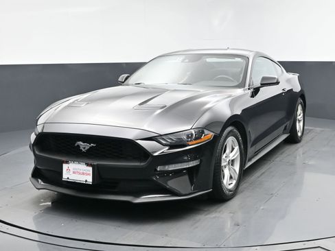 Used 2022 Ford Mustang Coupe image 21