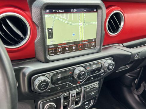 Used 2022 Jeep Gladiator Rubicon w/ Trailer Tow Package image 22