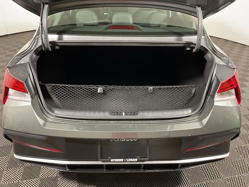 New 2026 Hyundai Elantra Limited image 17