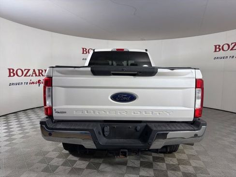 Used 2017 Ford F250 Lariat w/ Lariat Ultimate Package AWD/4WD image 7