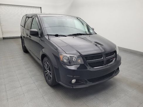 Used 2018 Dodge Grand Caravan SE FWD image 13