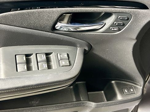 Used 2021 Honda Pilot Touring image 16