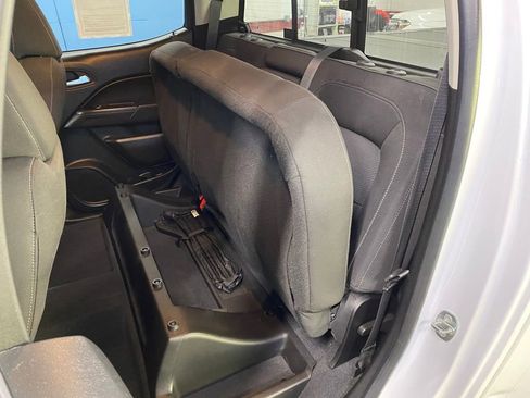 Used 2022 Chevrolet Colorado LT w/ LT Convenience Package image 34