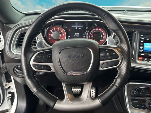 Used 2022 Dodge Challenger SRT Hellcat w/ Plus Package image 9