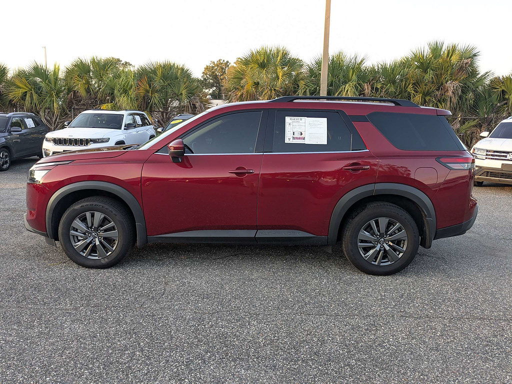 Used 2024 Nissan Pathfinder SV FWD image 51
