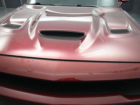 Used 2017 Dodge Challenger SRT Hellcat image 30