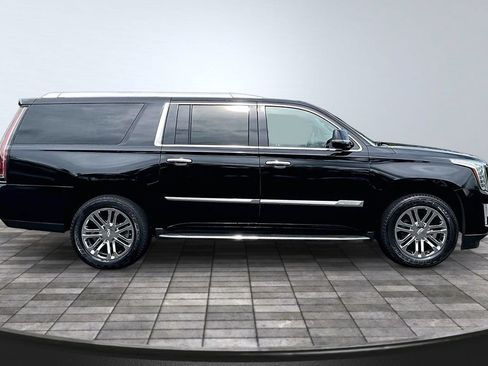 Used 2016 Cadillac Escalade ESV 2WD image 8