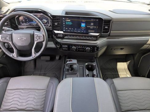 Used 2023 Chevrolet Silverado 1500 ZR2 w/ Technology Package AWD/4WD image 15
