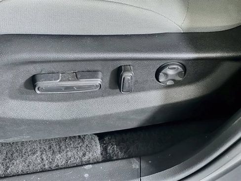 Used 2021 Honda CR-V EX image 13