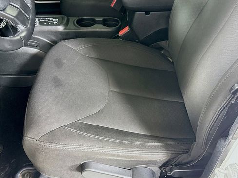 Used 2018 Jeep Wrangler Unlimited Sport S image 9