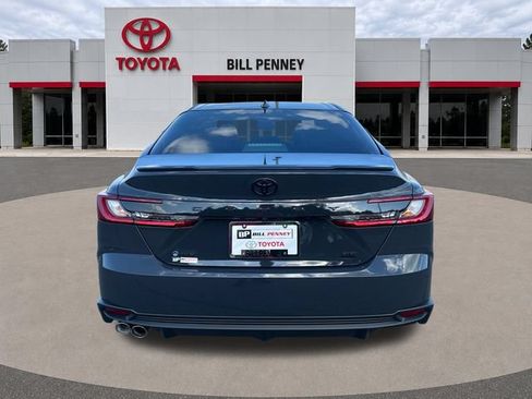 Used 2026 Toyota Camry SE FWD image 4