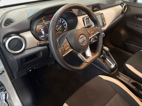 Used 2020 Nissan Versa SV w/ Trunk Package image 22